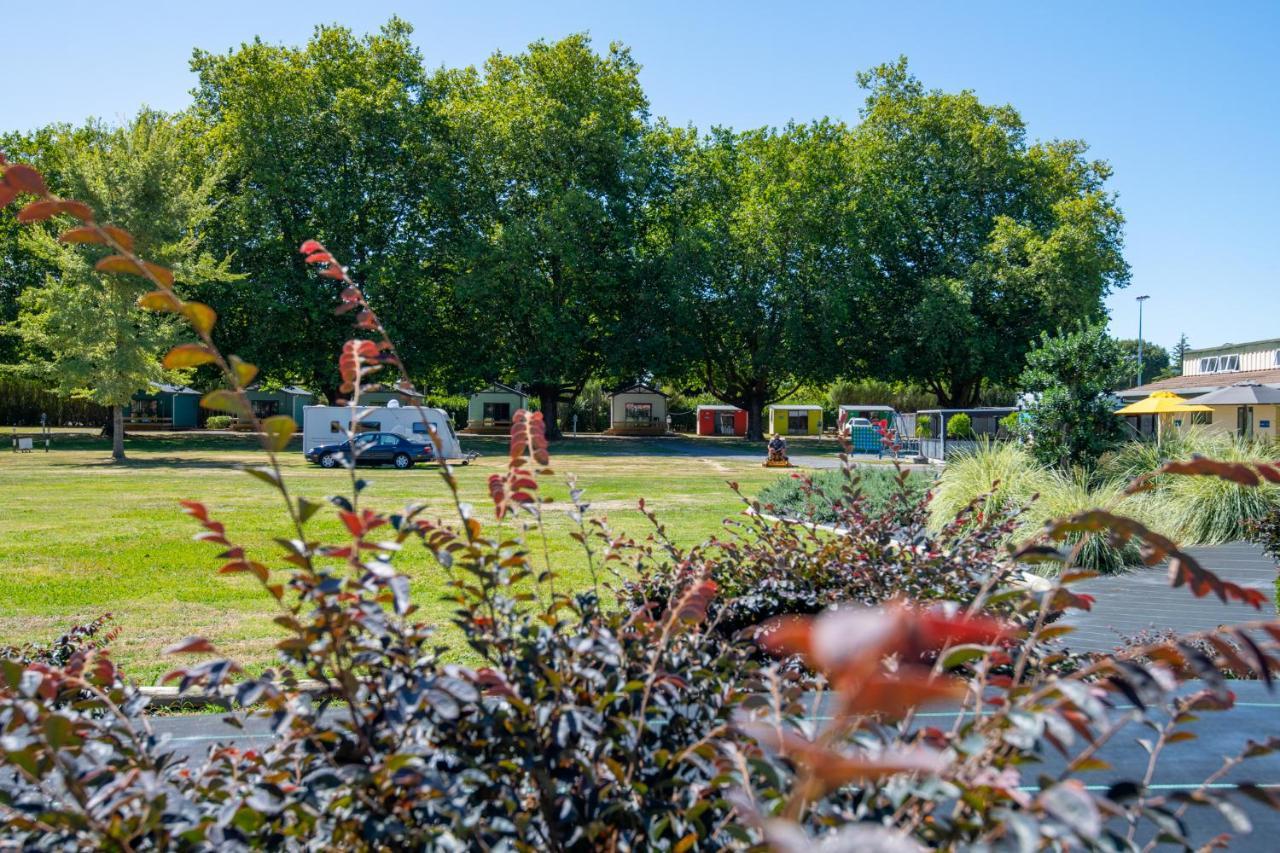 Cambridge Top 10 Holiday Park エクステリア 写真