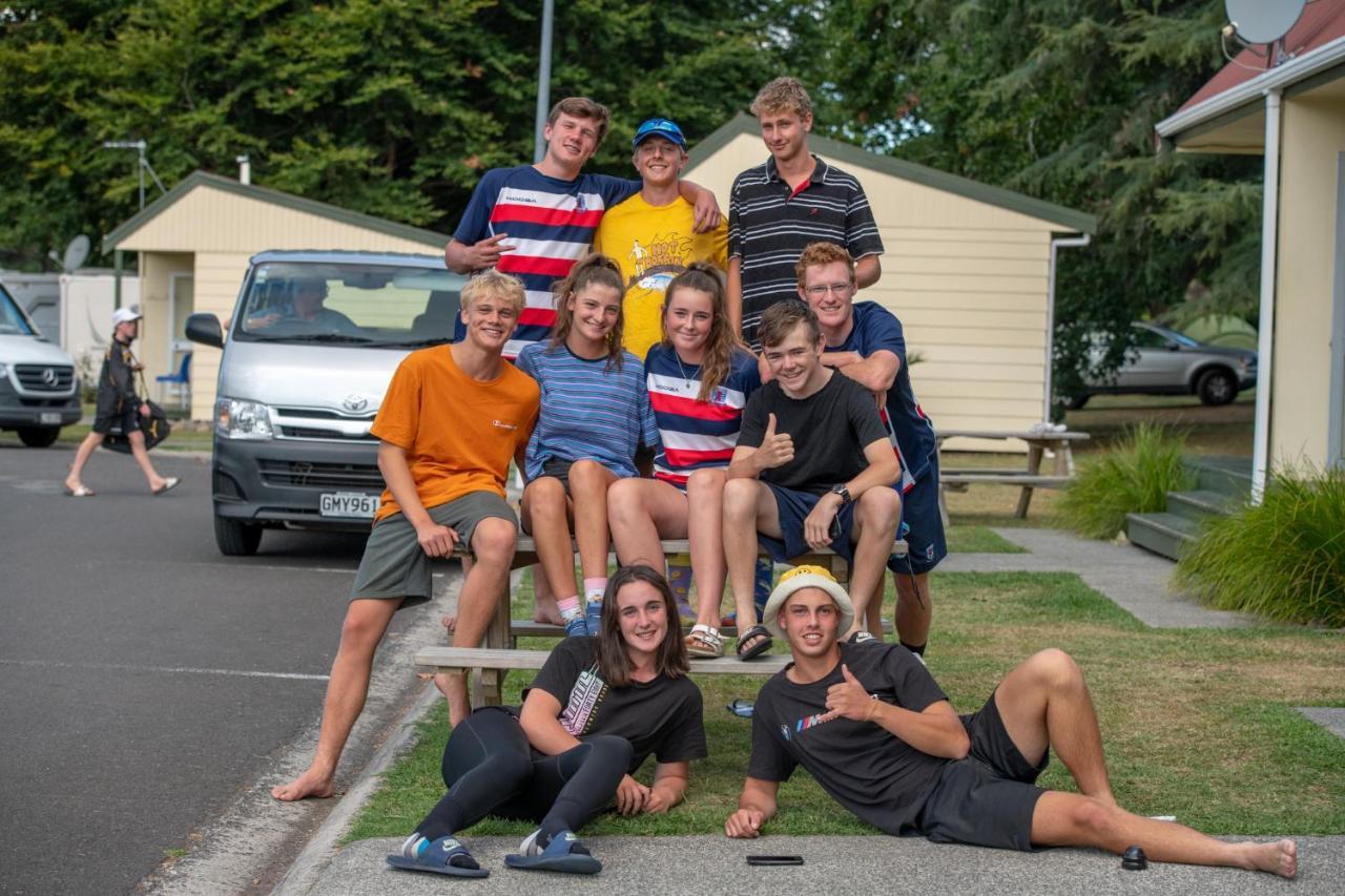 Cambridge Top 10 Holiday Park エクステリア 写真