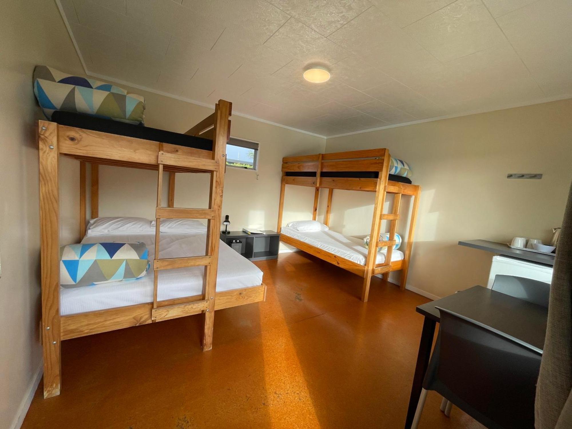 Cambridge Top 10 Holiday Park エクステリア 写真