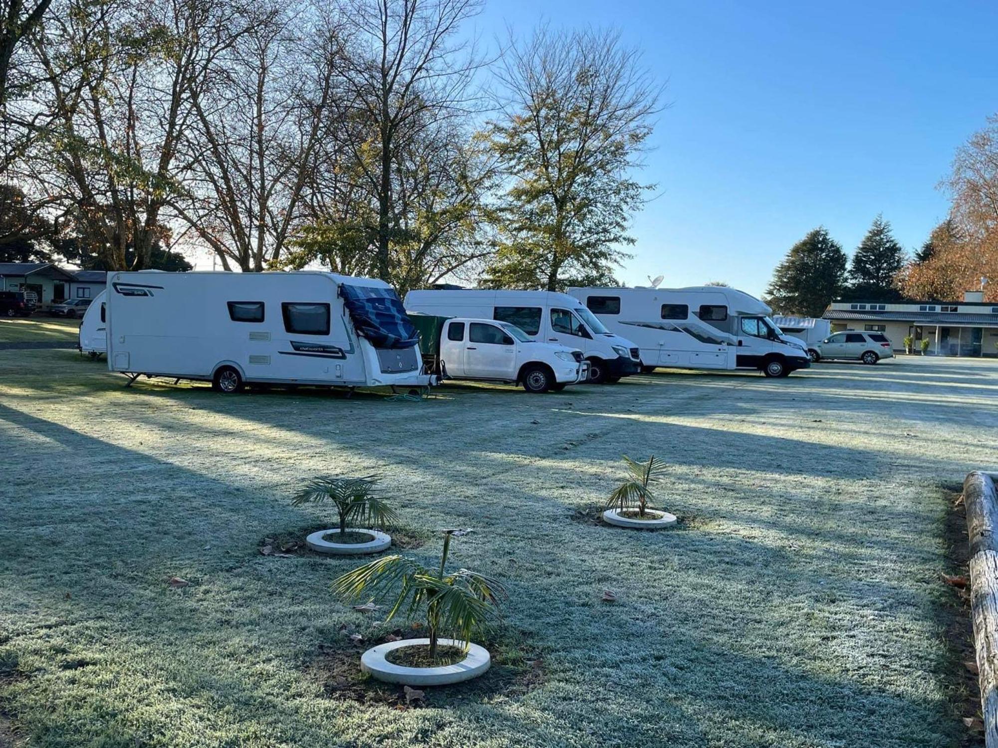 Cambridge Top 10 Holiday Park エクステリア 写真